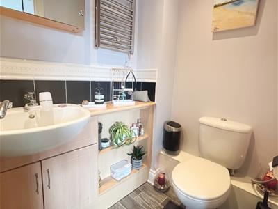 Ensuite